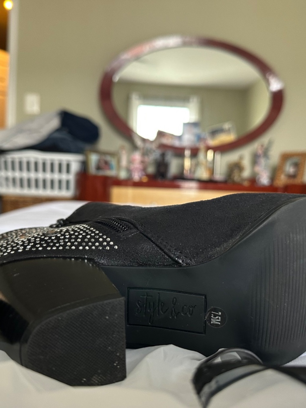 Boots - Picture 5 of 5